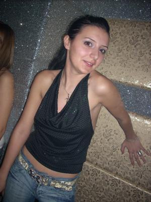 Nicole, , США
