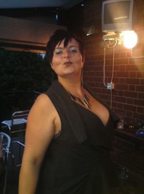 tits2, Barnsley, , 英国